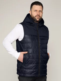 Жилет утепленный с капюшоном