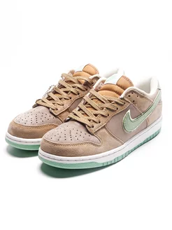 Кроссовки Nike SB Dunk Low